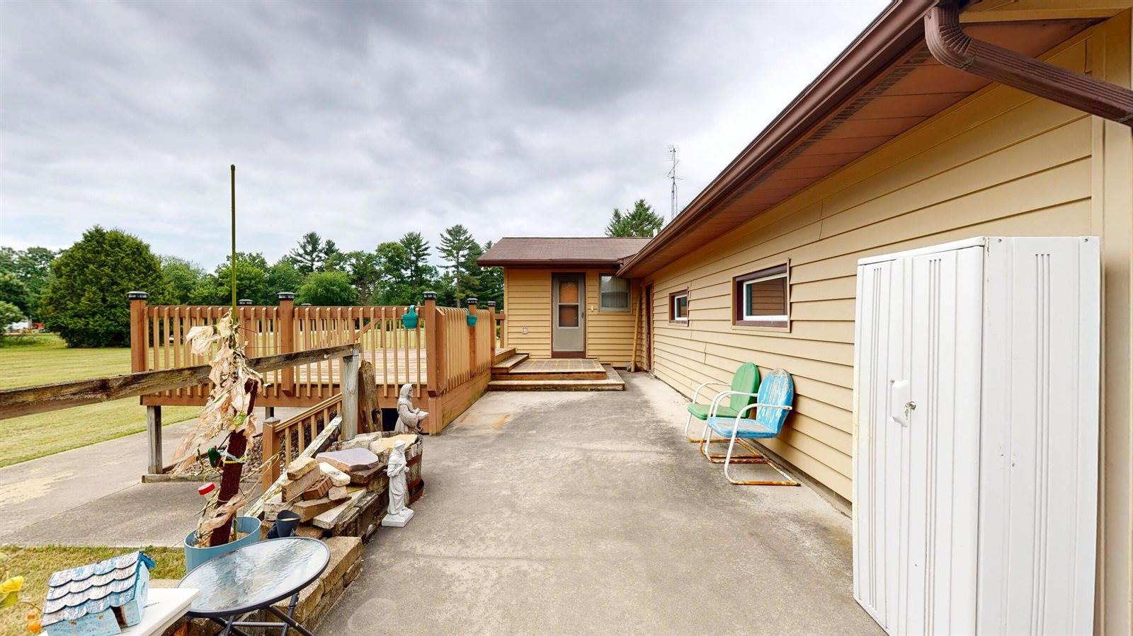 N9674 State Road 108 -, Farmington, WI 54642