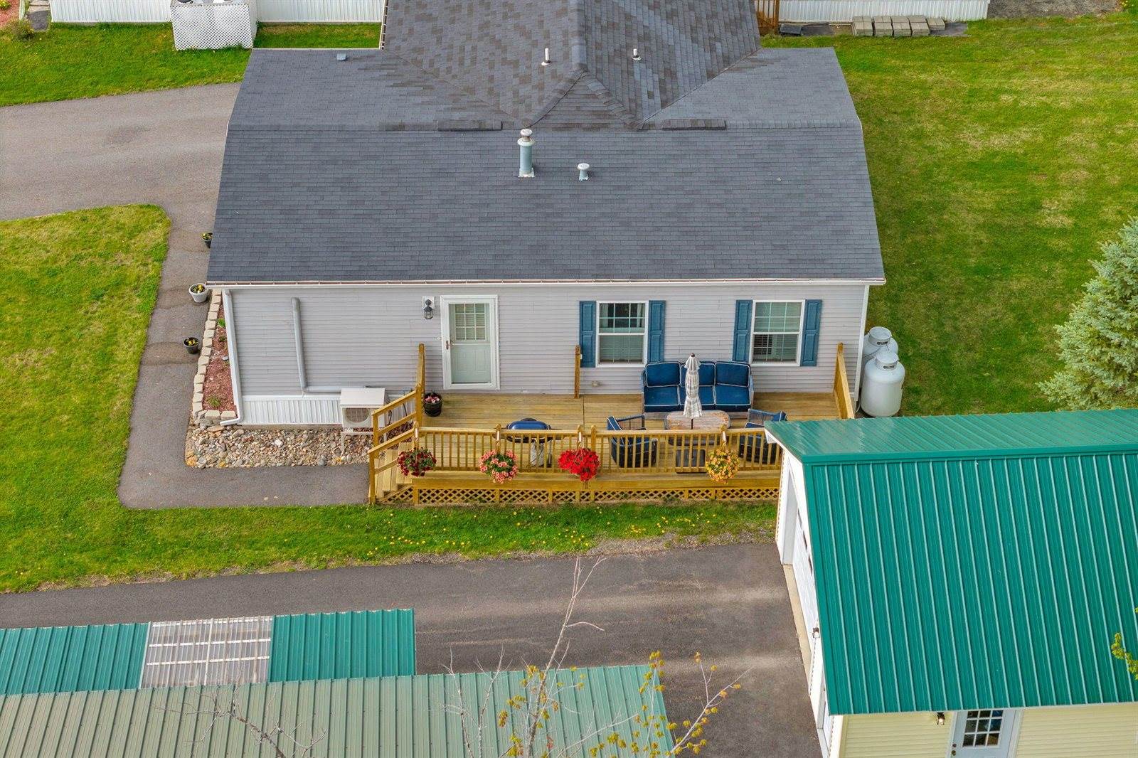 8 E Street, Bangor, ME 04401