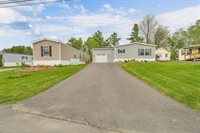 8 E Street, Bangor, ME 04401