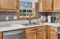 8 E Street, Bangor, ME 04401
