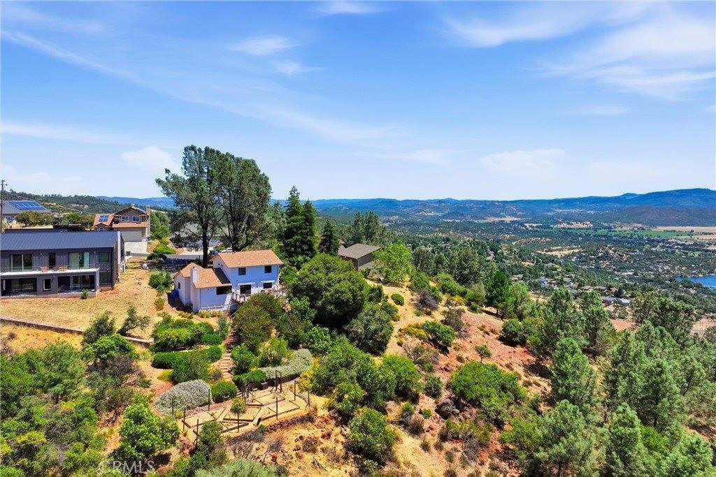 18522 Sentinel Court, Hidden Valley Lake, CA 95467