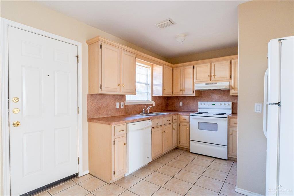 703 North Agate Street, Edinburg, TX 78541