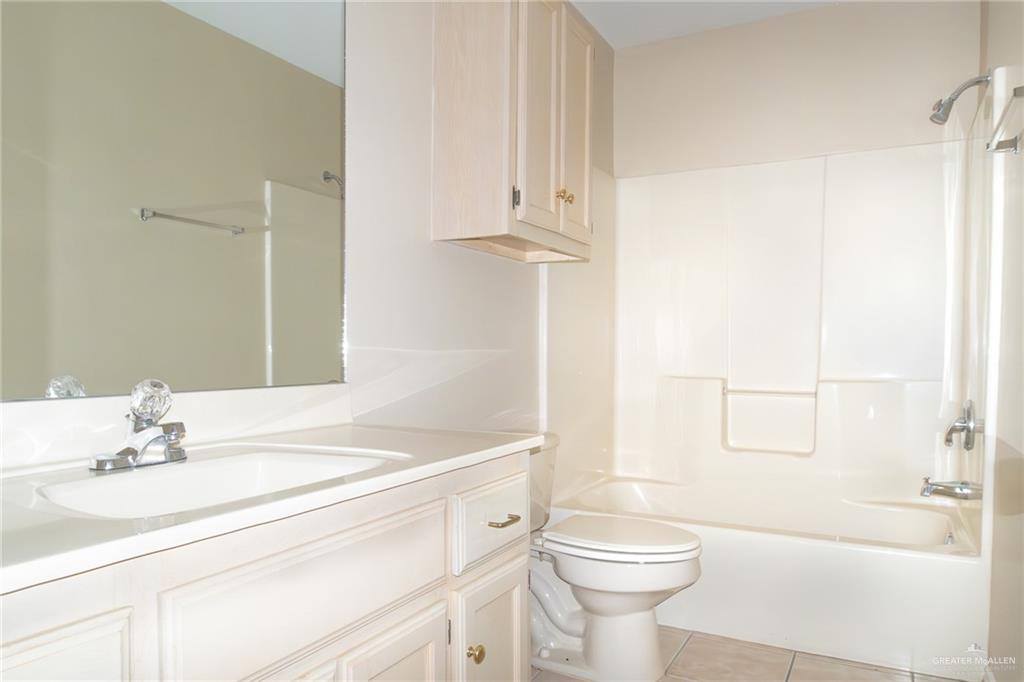 703 North Agate Street, Edinburg, TX 78541
