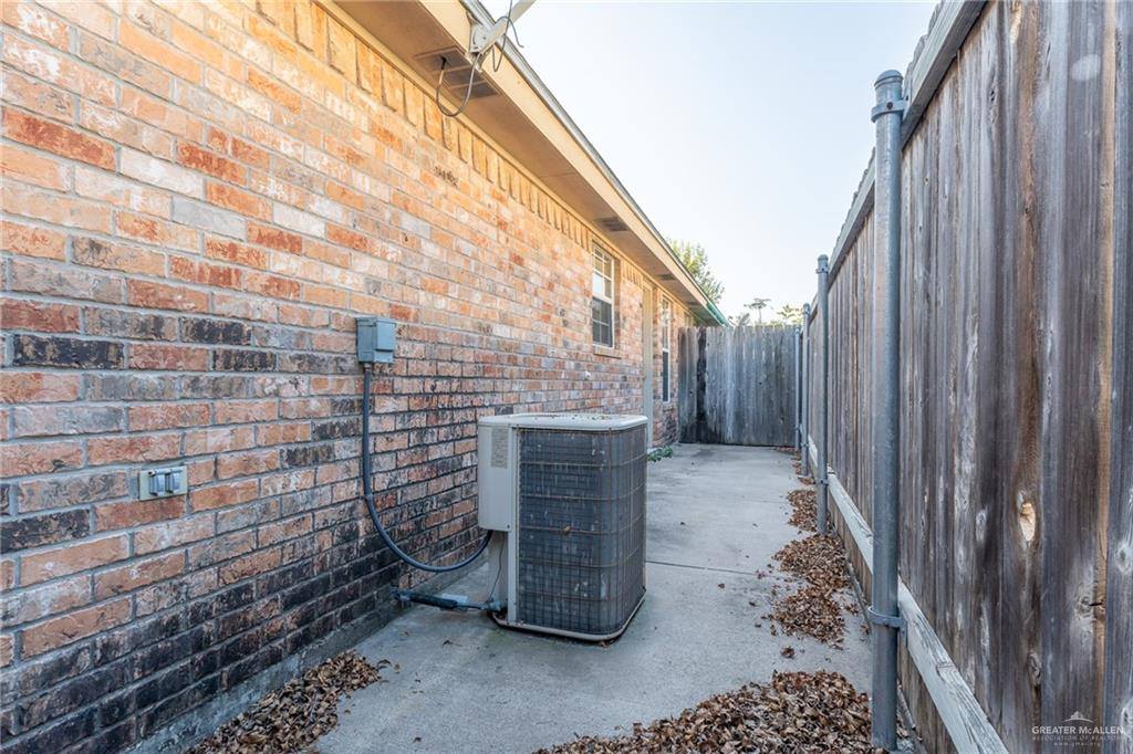 703 North Agate Street, Edinburg, TX 78541