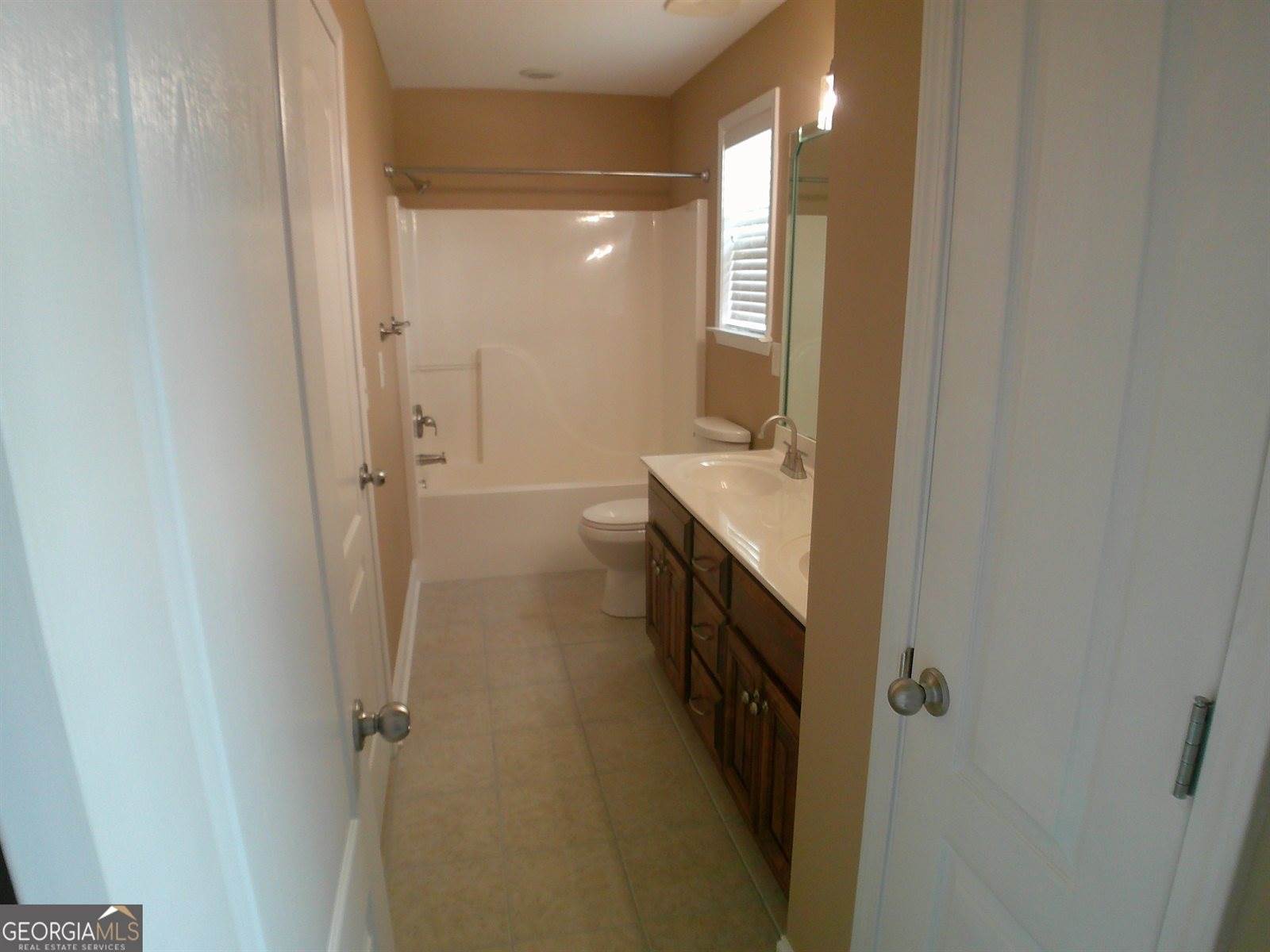 318 Lovorn Circle, Warner Robins, GA 31088