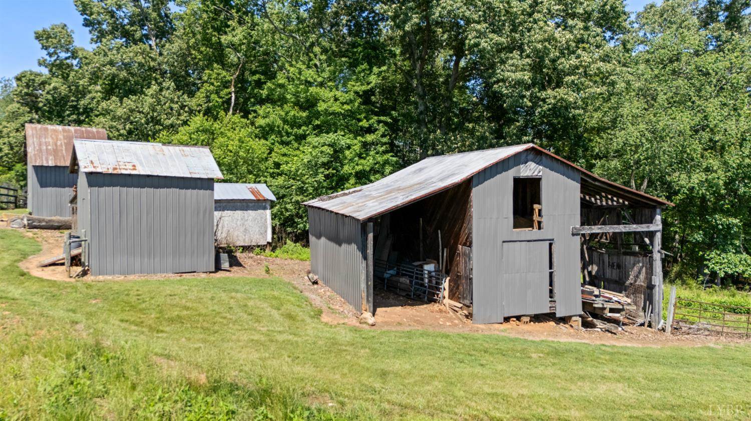 1893 Stone Mill Road, Hurt, VA 24563