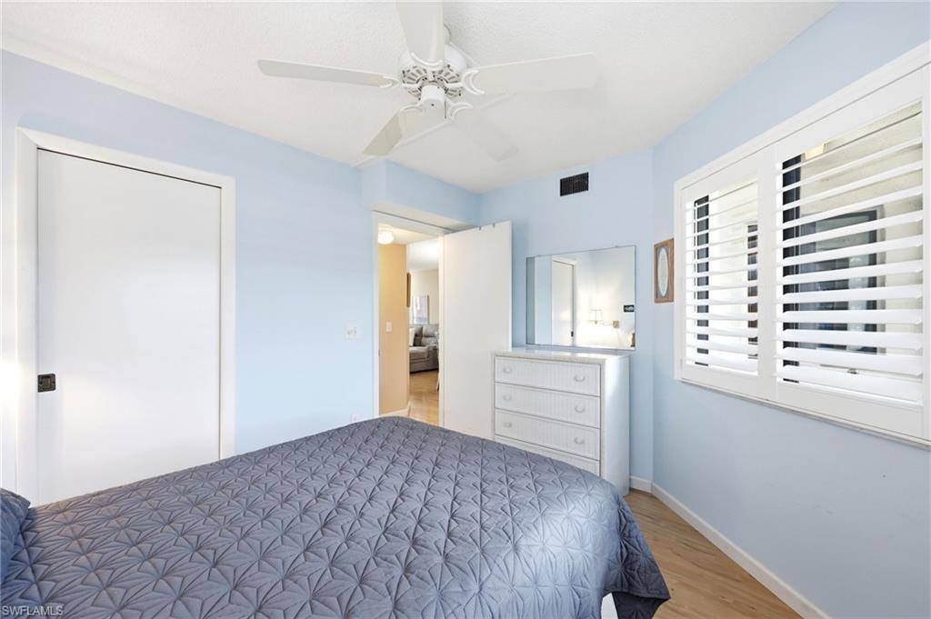 7406 Lake Breeze DR 218, Fort Myers, FL 33907