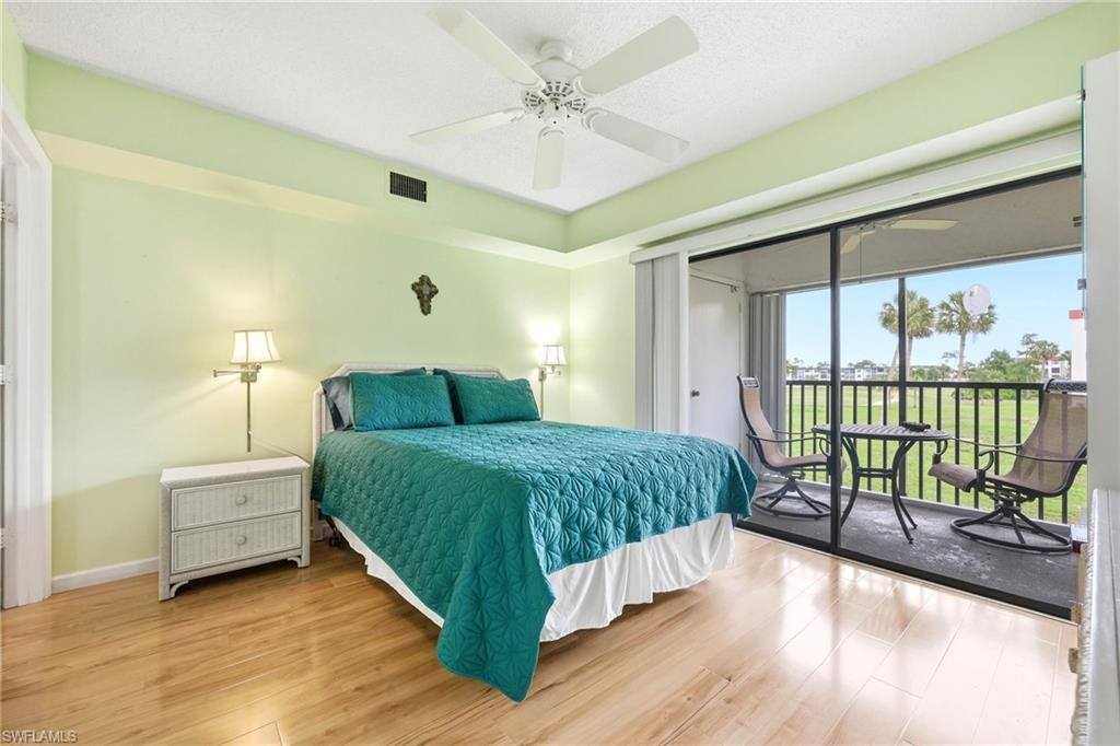7406 Lake Breeze DR 218, Fort Myers, FL 33907