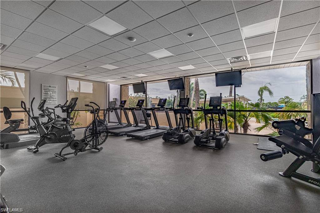 7406 Lake Breeze DR 218, Fort Myers, FL 33907