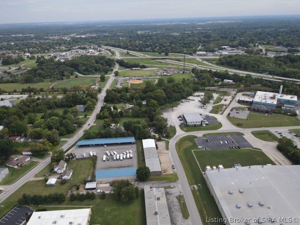 910 Industrial Boulevard, New Albany, IN 47150