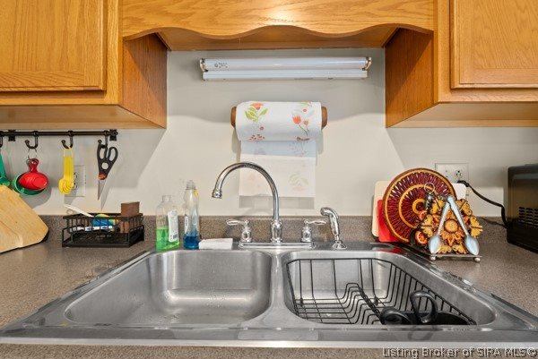 1305 Sunshine Lane, Jeffersonville, IN 47130