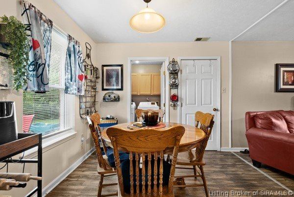 1305 Sunshine Lane, Jeffersonville, IN 47130