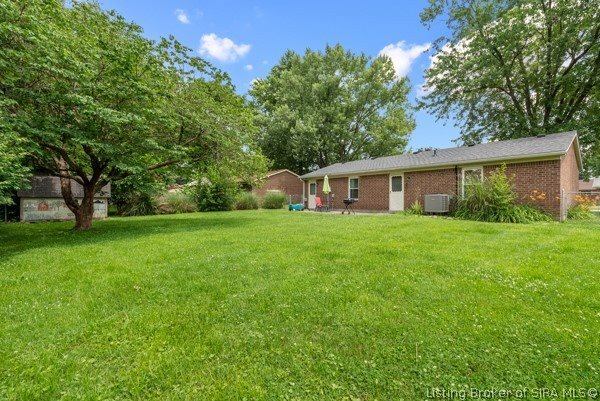 1305 Sunshine Lane, Jeffersonville, IN 47130