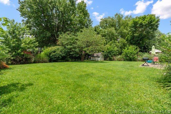 1305 Sunshine Lane, Jeffersonville, IN 47130