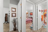 1305 Sunshine Lane, Jeffersonville, IN 47130