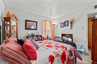 1305 Sunshine Lane, Jeffersonville, IN 47130