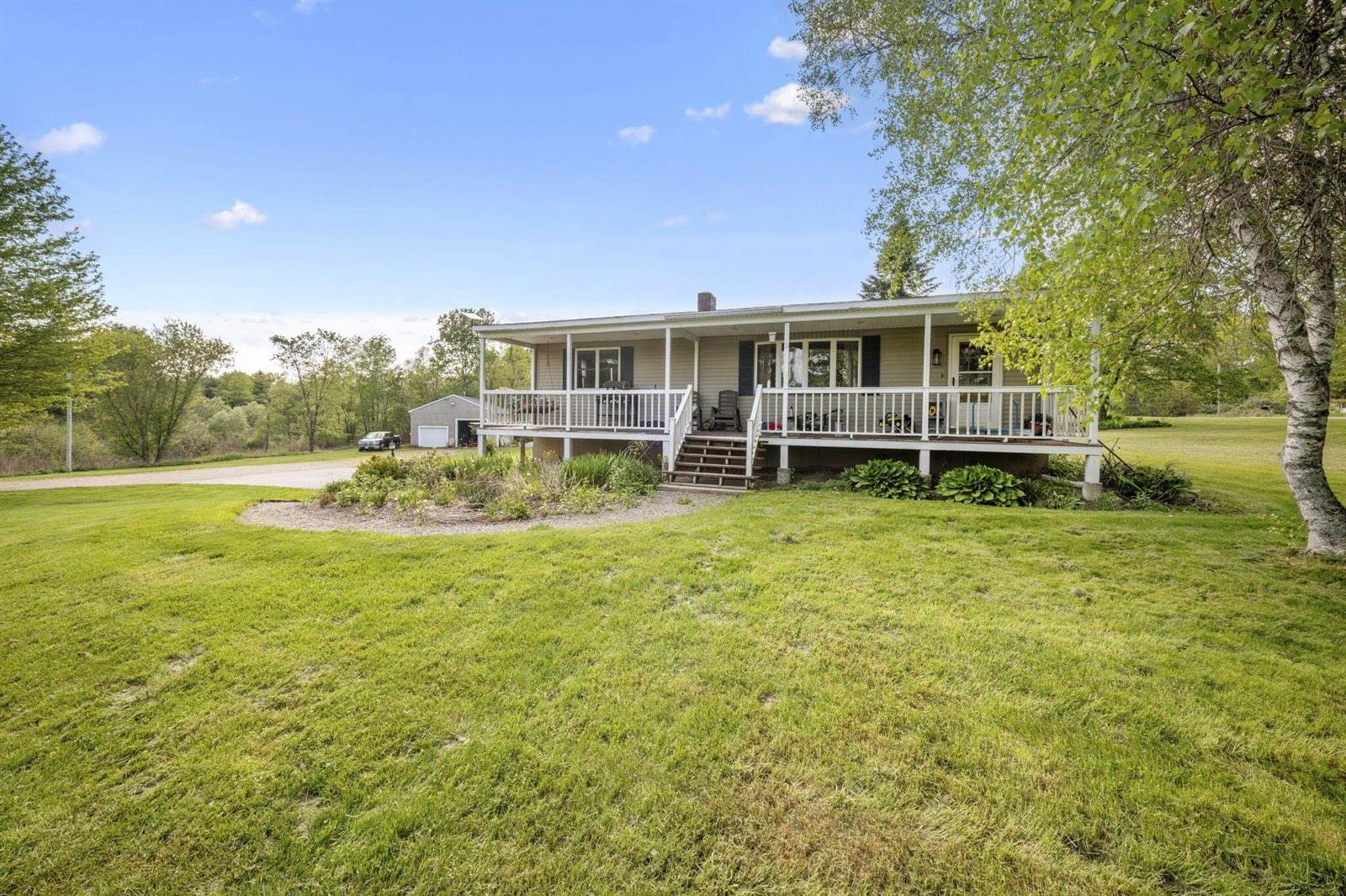 9 Marsh Stream Road, Frankfort, ME 04438