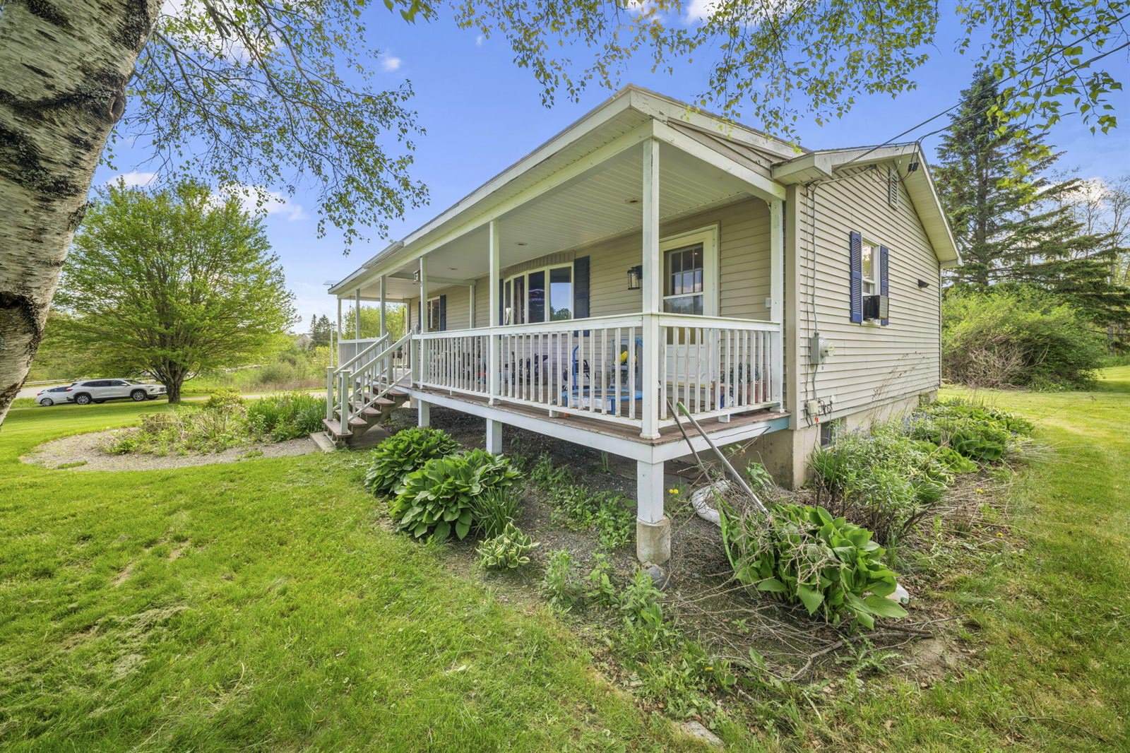 9 Marsh Stream Road, Frankfort, ME 04438