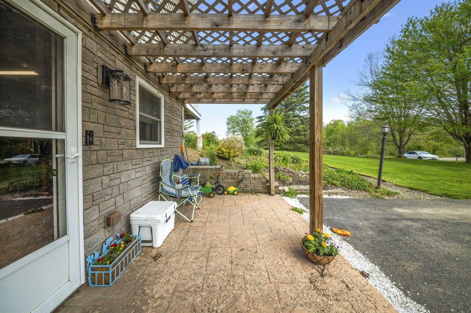 9 Marsh Stream Road, Frankfort, ME 04438
