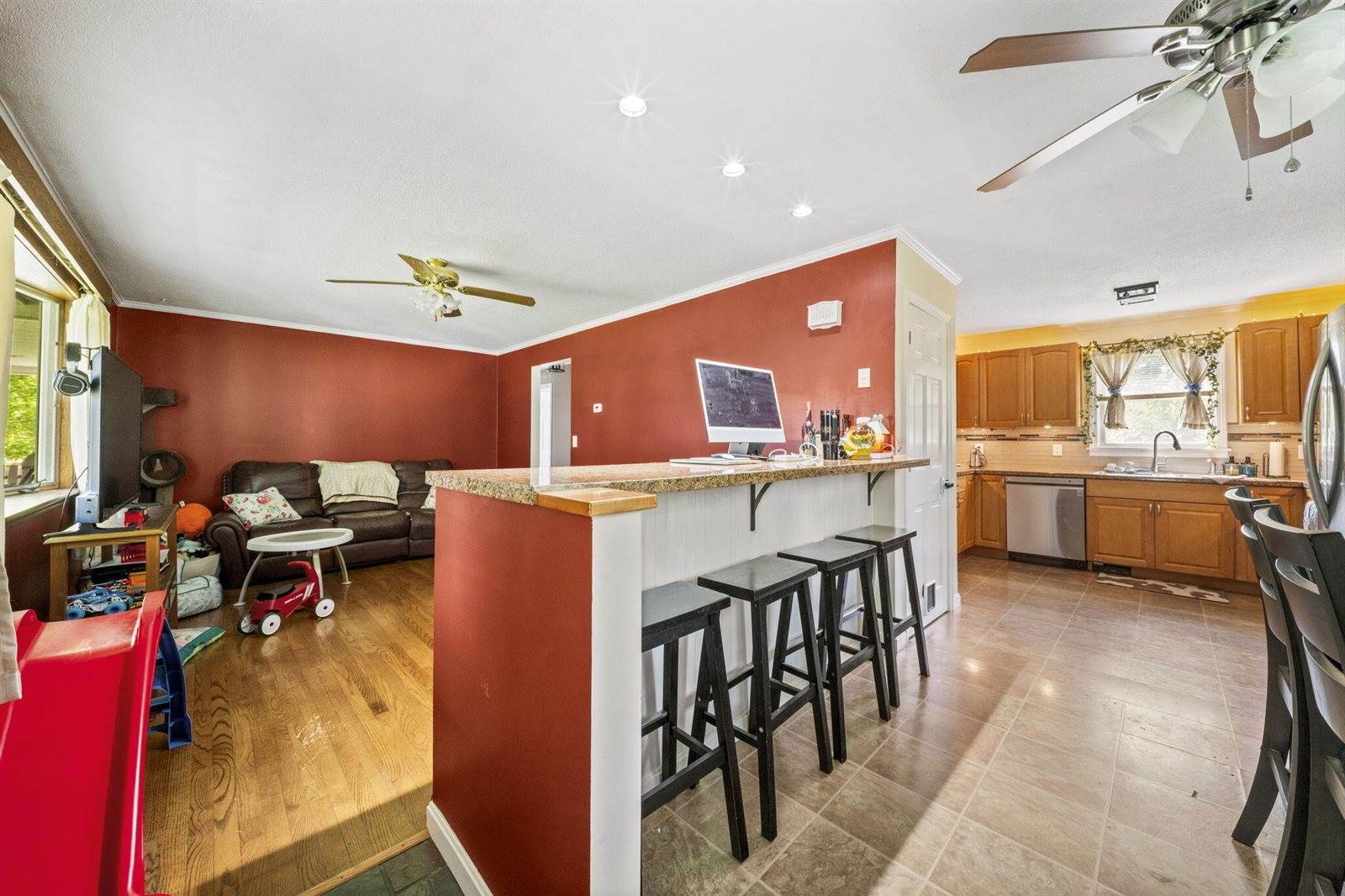 9 Marsh Stream Road, Frankfort, ME 04438