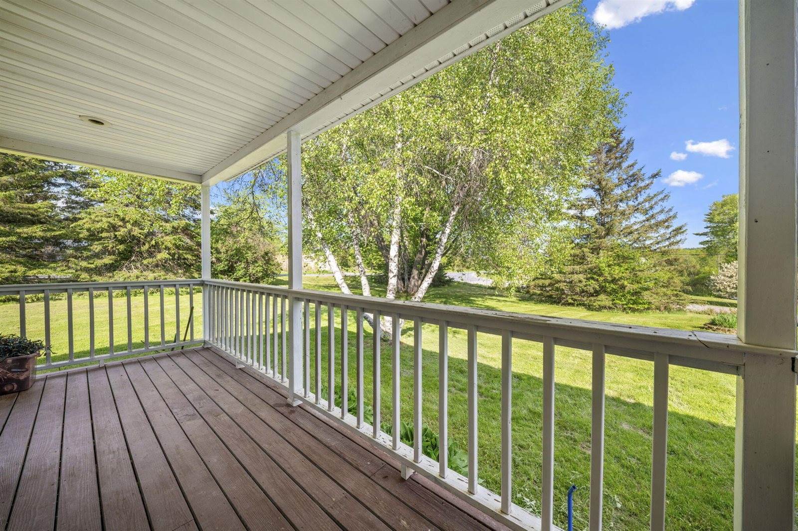 9 Marsh Stream Road, Frankfort, ME 04438