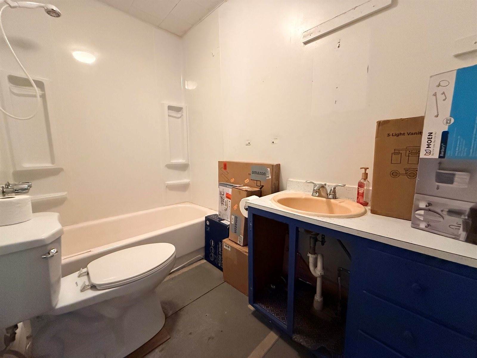 2168 Tower Hill Road, Houghton Lake, MI 48629