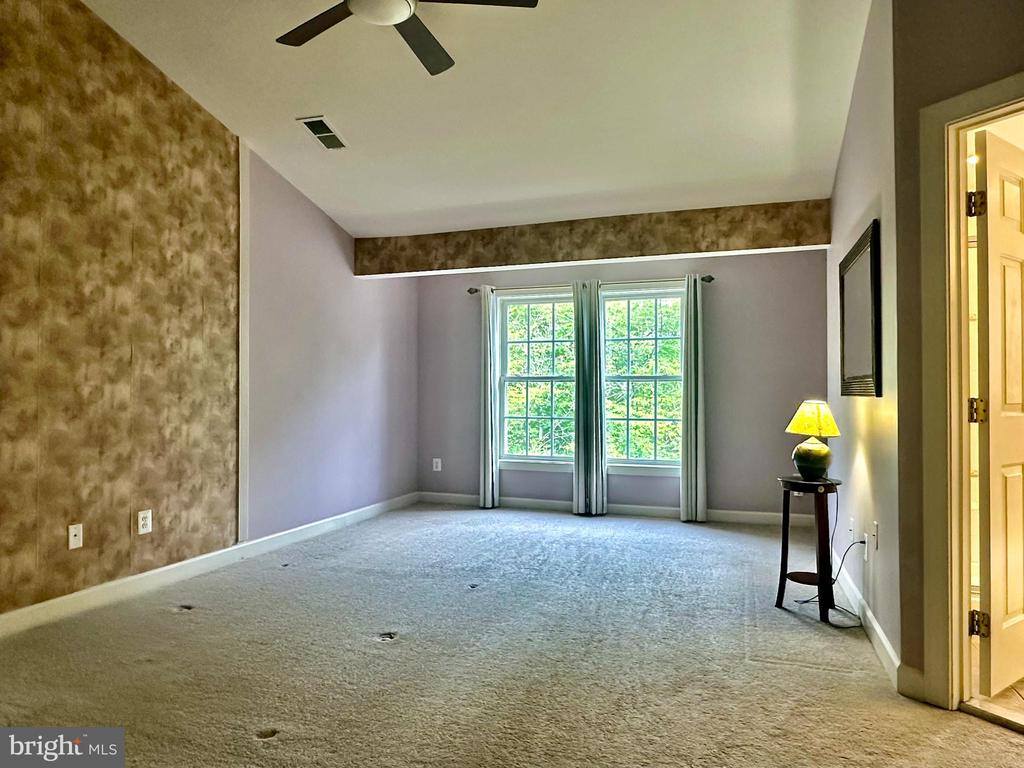 1040 Hotchkiss Place, Fredericksburg, VA 22401