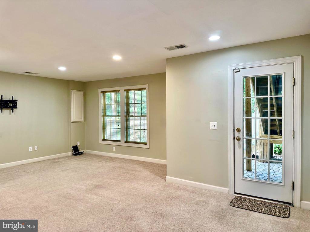 1040 Hotchkiss Place, Fredericksburg, VA 22401