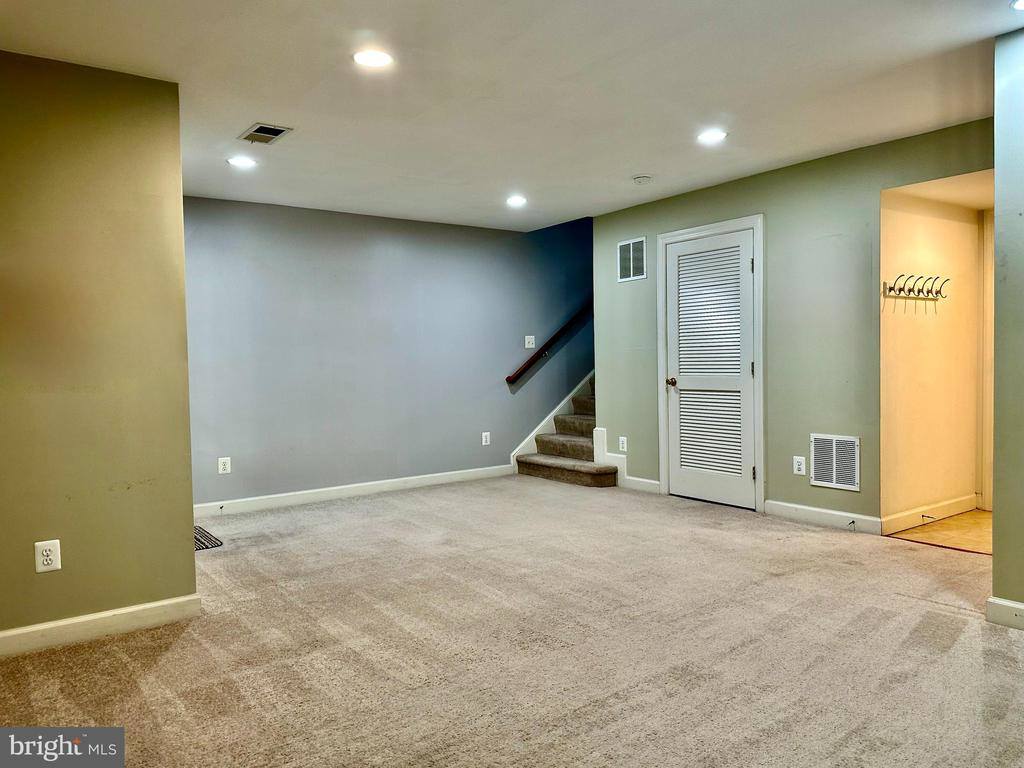 1040 Hotchkiss Place, Fredericksburg, VA 22401