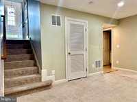 1040 Hotchkiss Place, Fredericksburg, VA 22401