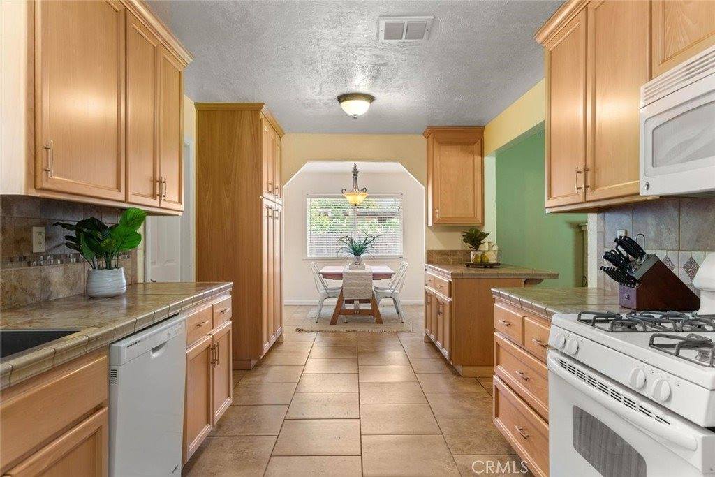9099 Midway, Durham, CA 95938