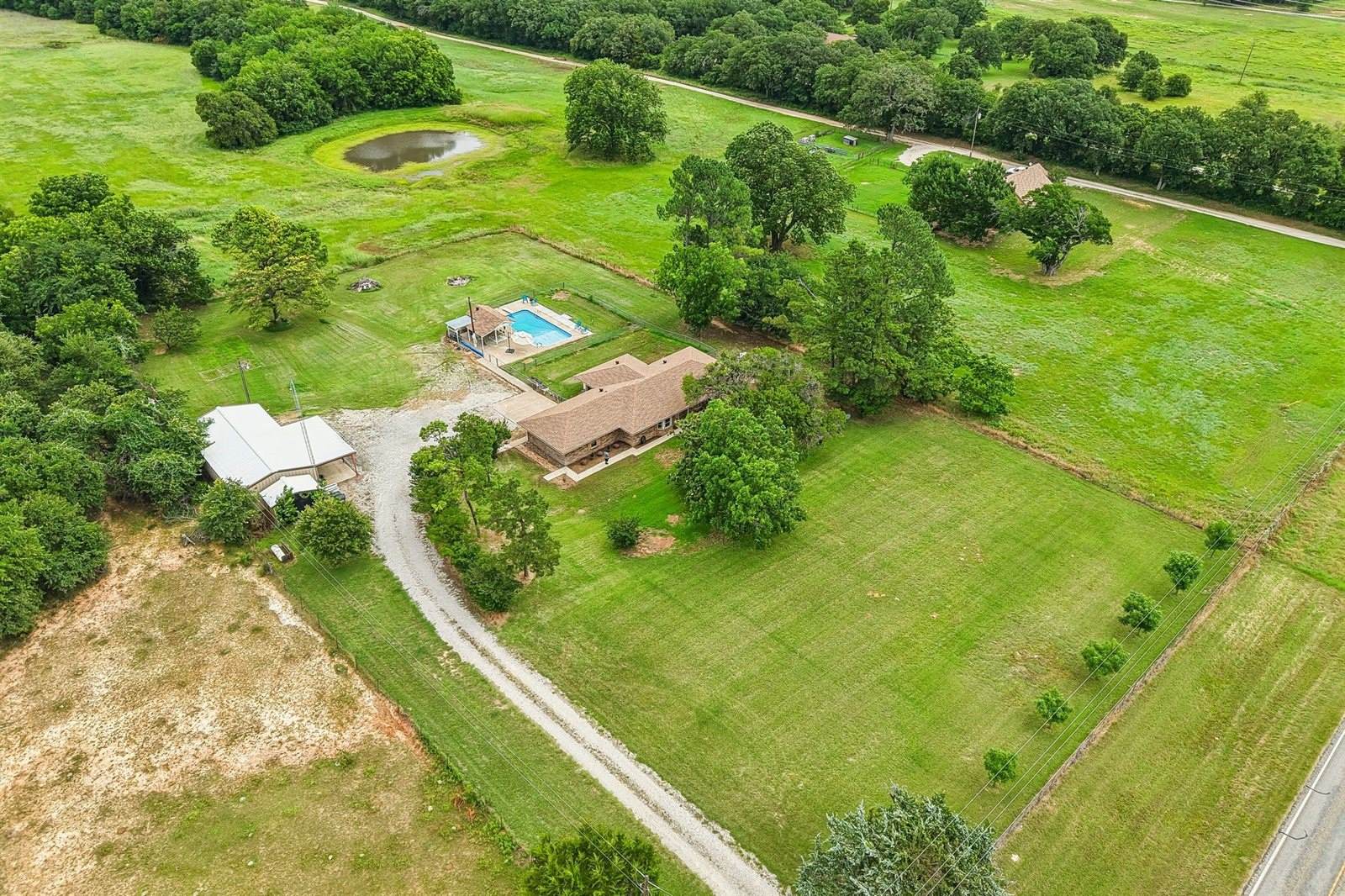 3076 Fm 2048, Boyd, TX 76023