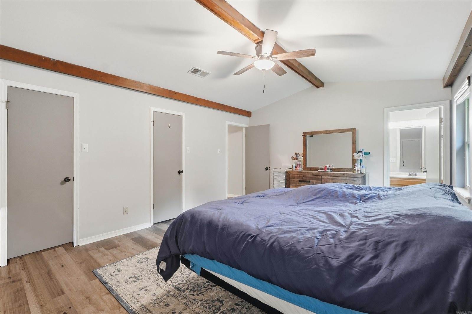 27 Darrell St, Vilonia, AR 72173