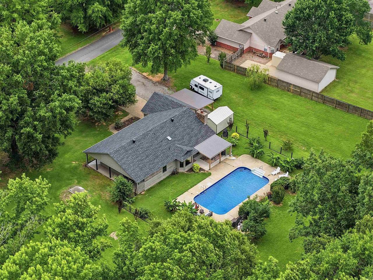 27 Darrell St, Vilonia, AR 72173