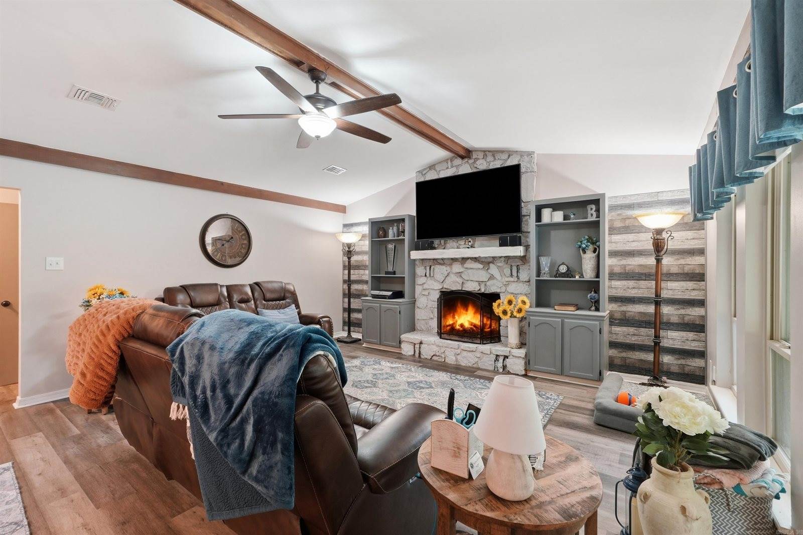 27 Darrell St, Vilonia, AR 72173