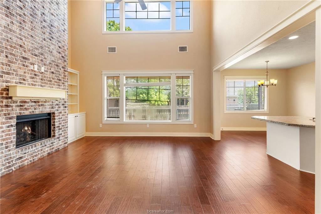 2136 Rockcliffe Loop, College Station, TX 77845