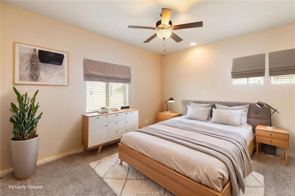 2136 Rockcliffe Loop, College Station, TX 77845