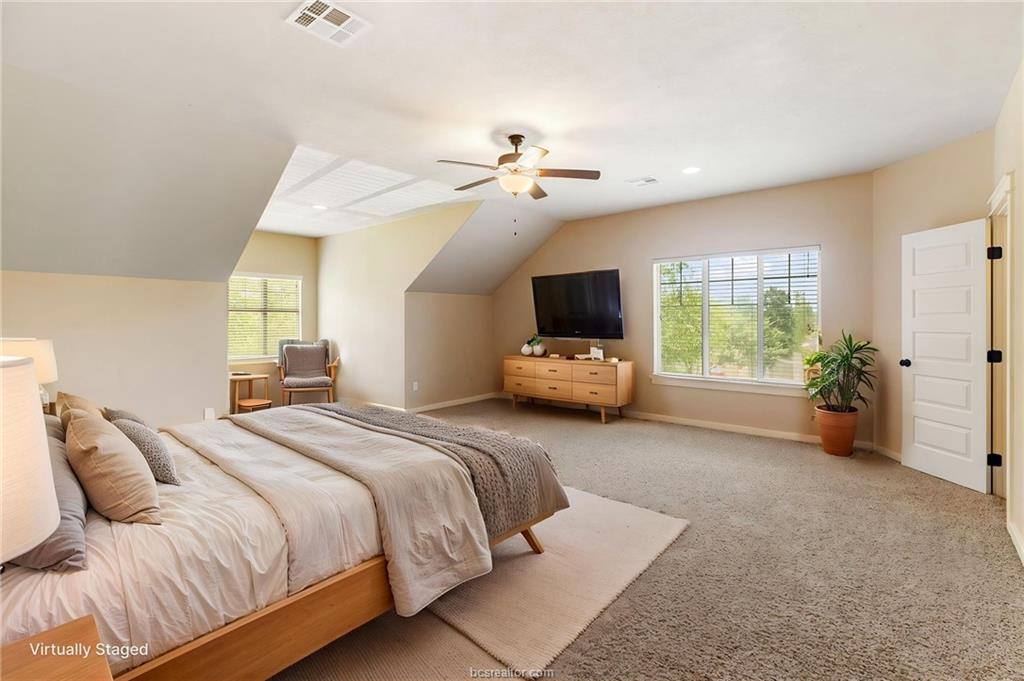 2136 Rockcliffe Loop, College Station, TX 77845