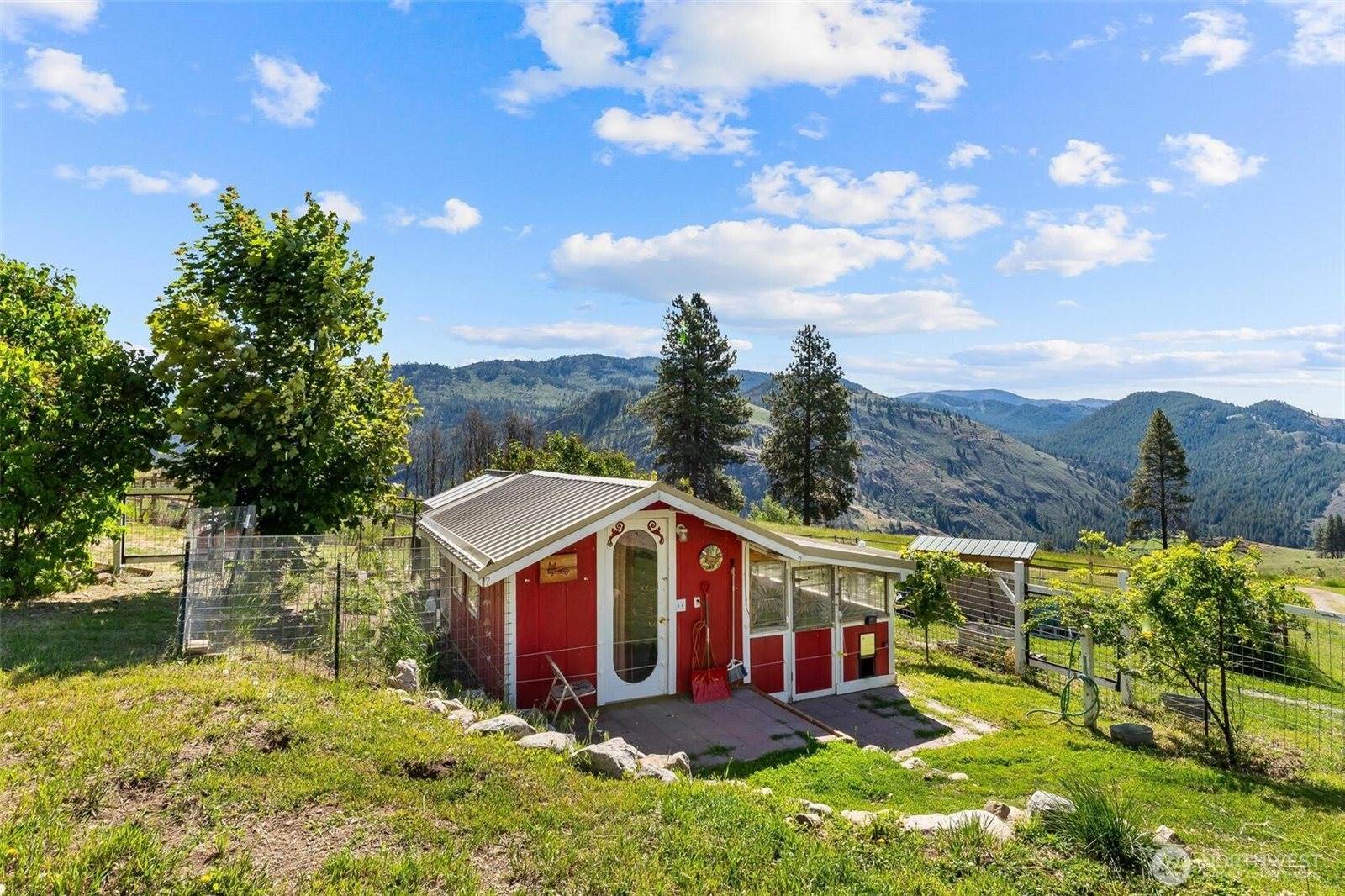 Our Road, Winthrop, WA 98862