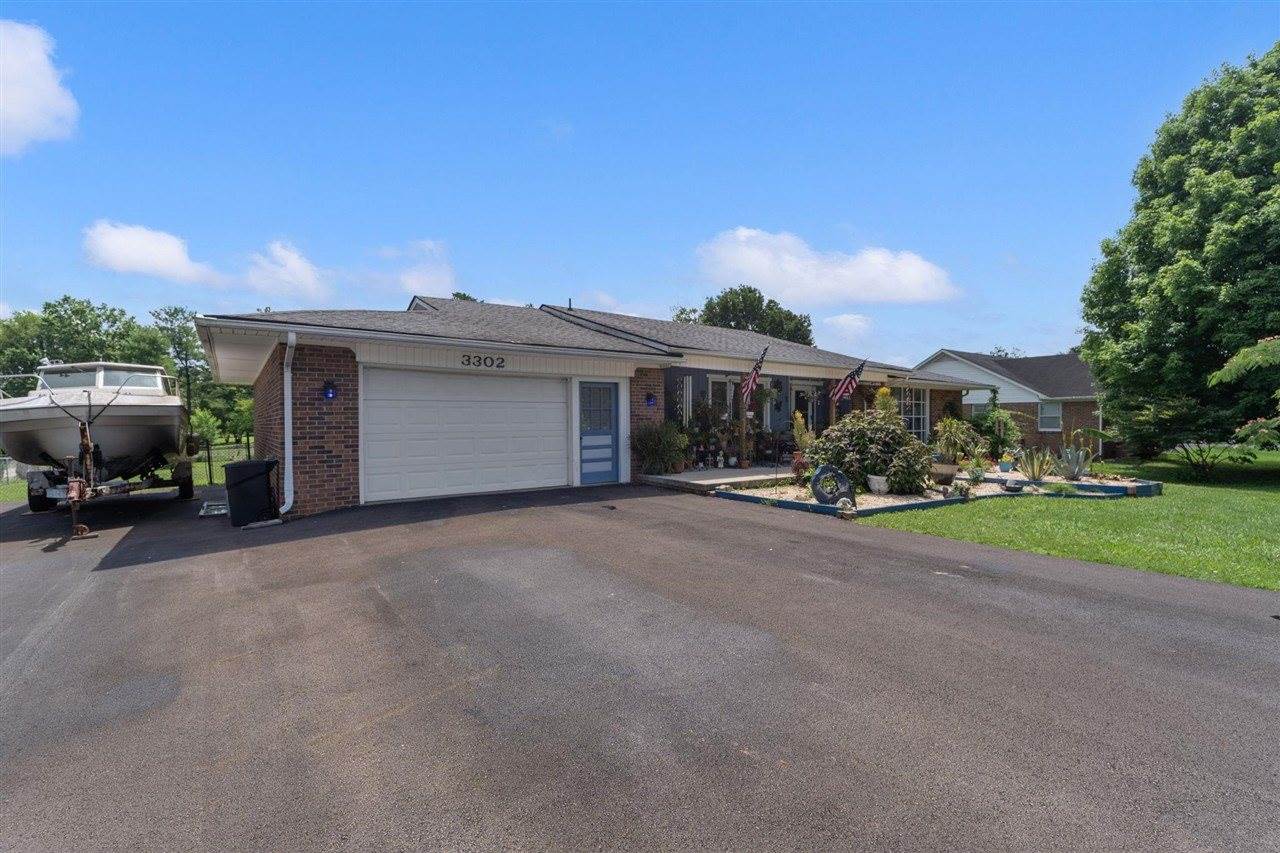 3302 Smallhouse Road, Bowling Green, KY 42104