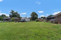 3302 Smallhouse Road, Bowling Green, KY 42104