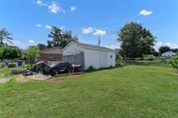 3302 Smallhouse Road, Bowling Green, KY 42104
