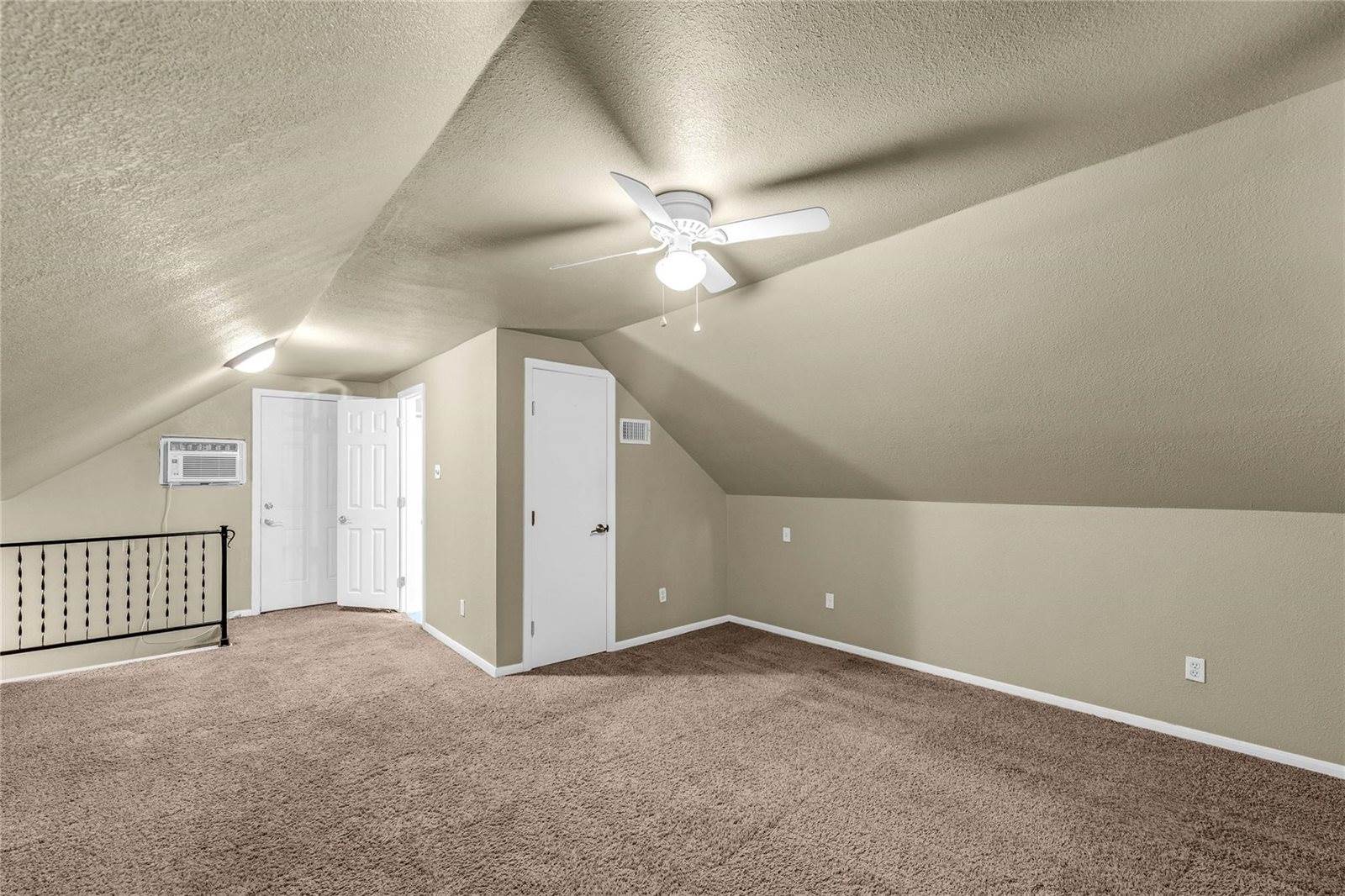 2202 Erin Glen Court, Deer Park, TX 77536