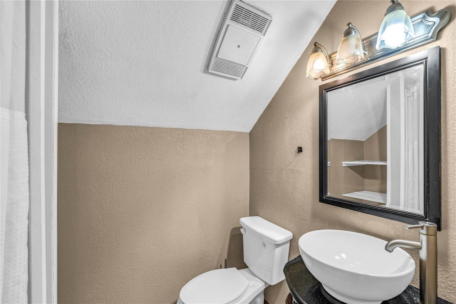 2202 Erin Glen Court, Deer Park, TX 77536