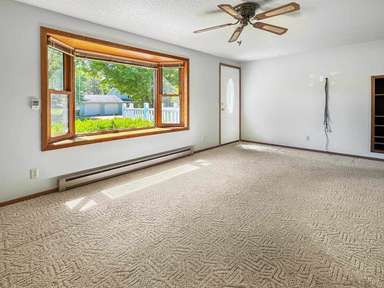 1499 Hemlock Drive, Reedsburg, WI 53959