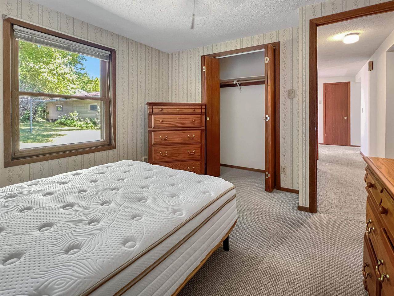 1499 Hemlock Drive, Reedsburg, WI 53959