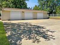 1499 Hemlock Drive, Reedsburg, WI 53959