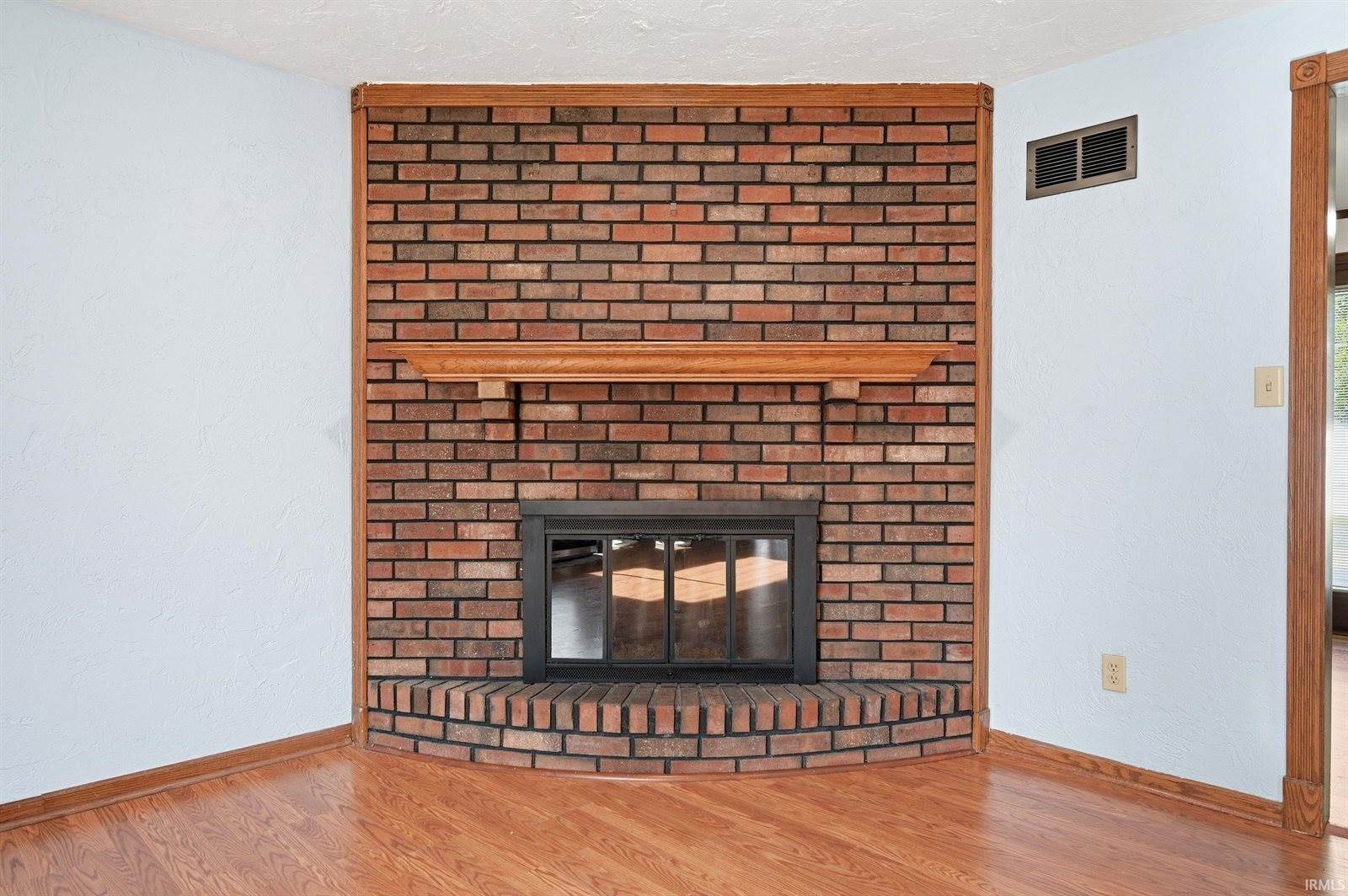 1829 Edward Lane, Anderson, IN 46012