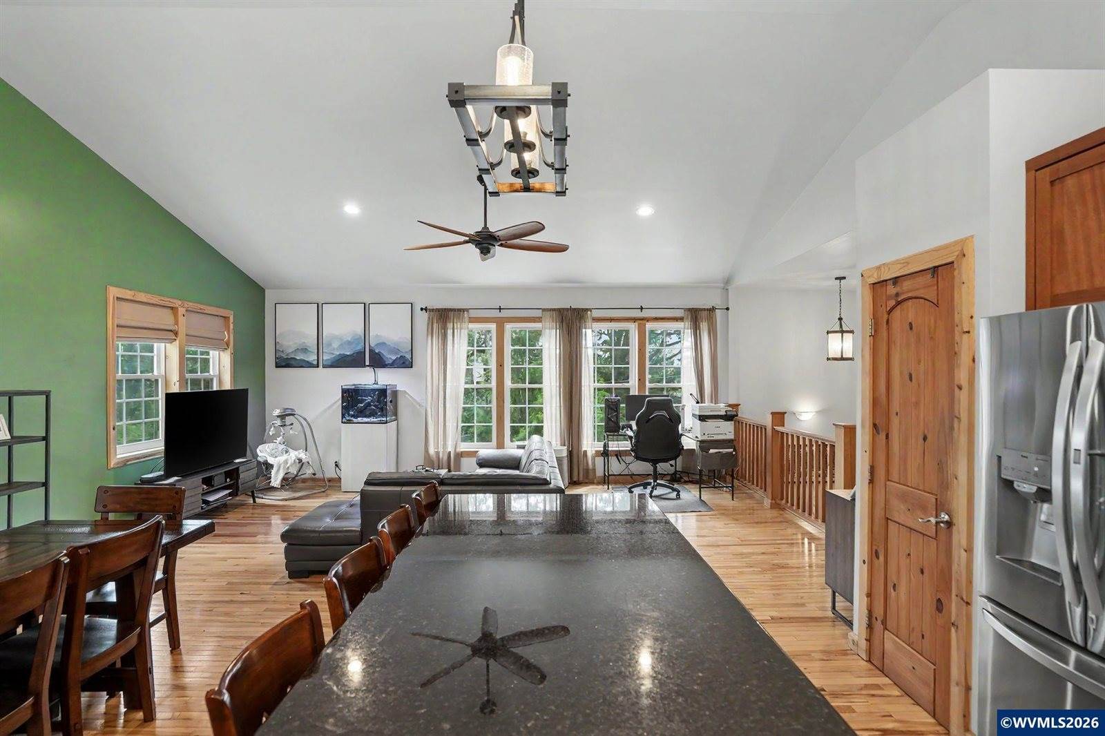1405 Laurel Heights Dr, Albany, OR 97321