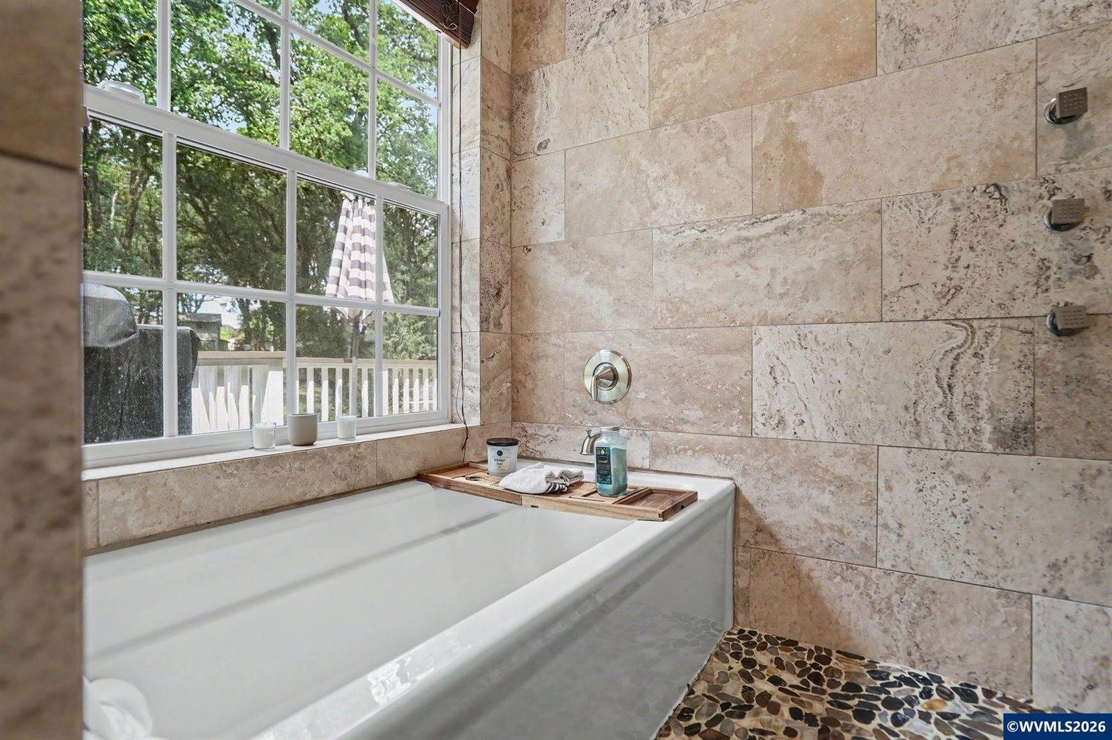 1405 Laurel Heights Dr, Albany, OR 97321